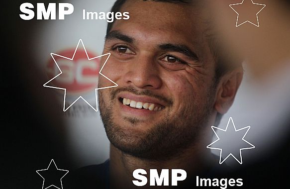 Karmichael Hunt in action during his first official training session for the Gold Coast Football Club at Carrara Stadium.AFL Training , Gold Coast , Queensland ,  Australia . Wednesday 2 June 2010 . Photo: Â© JASON O'BRIEN / SMP IMAGES