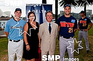 Trent Oeltjen_Sydney Blue Sox_Tom Brice,_Adelaide Bite  _Peter McKeon and Carolyn Hanson_Delta Airlines