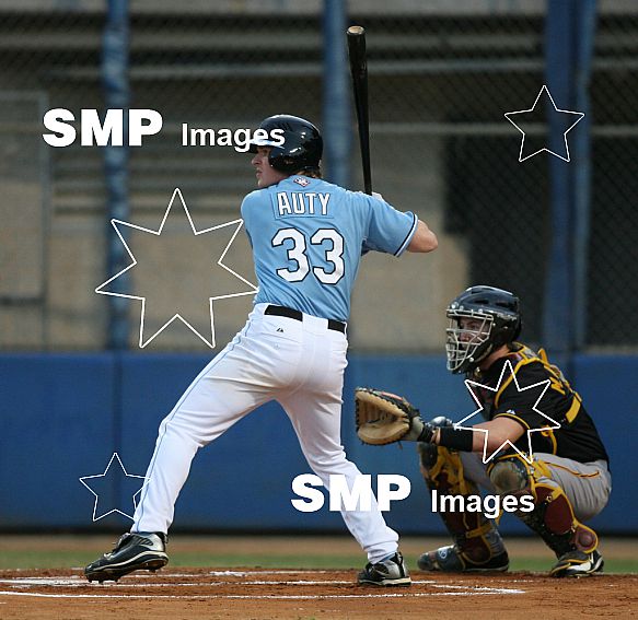 26-11-2010 AUSTRALIAN BASEBALL LEAGUE . SYDNEY BLUE SOX,  V  BRISBANE BANDITS,  VENUE BLACKTOWN OLYMPIC STADIUM .PHOTOGRAPHER NEIL EGERTON SMP IMAGES